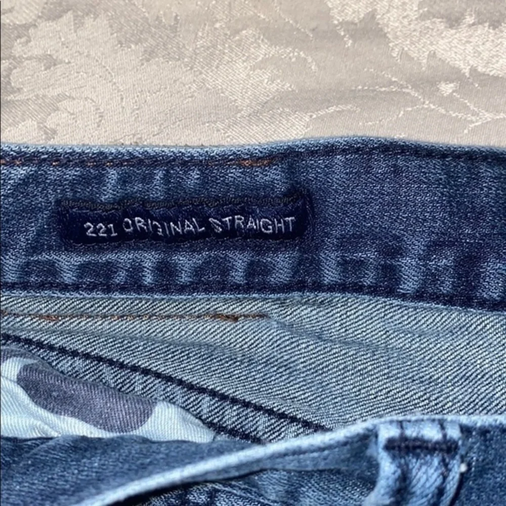 Lucky brand 221 original straight jeans mens size 36x32‎